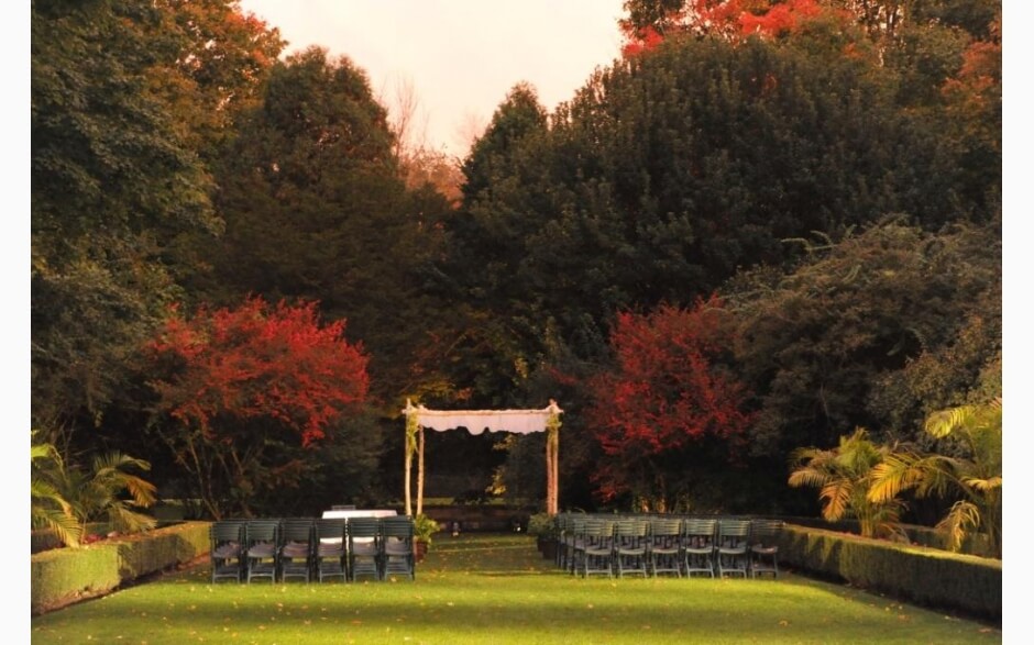 toronto engagement and wedding photography at Sunnybrook Stables